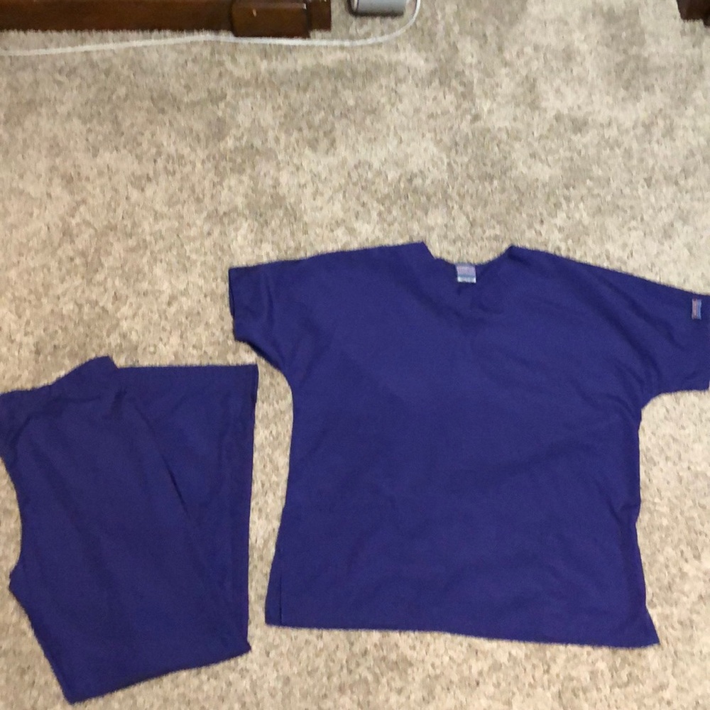 Cherokee scrubs